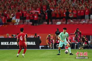 Đệ nhất ba bảng? Liverpool dẫn đầu bảng với 3 điểm, Salah dẫn đầu bảng ghi bàn và hỗ trợ.